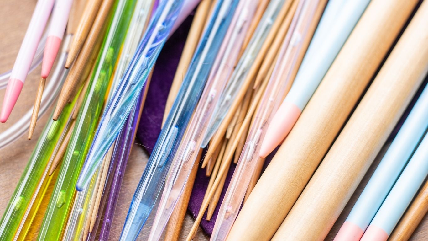 uncinetti e ferri per maglia - Angels Style merceria creativa