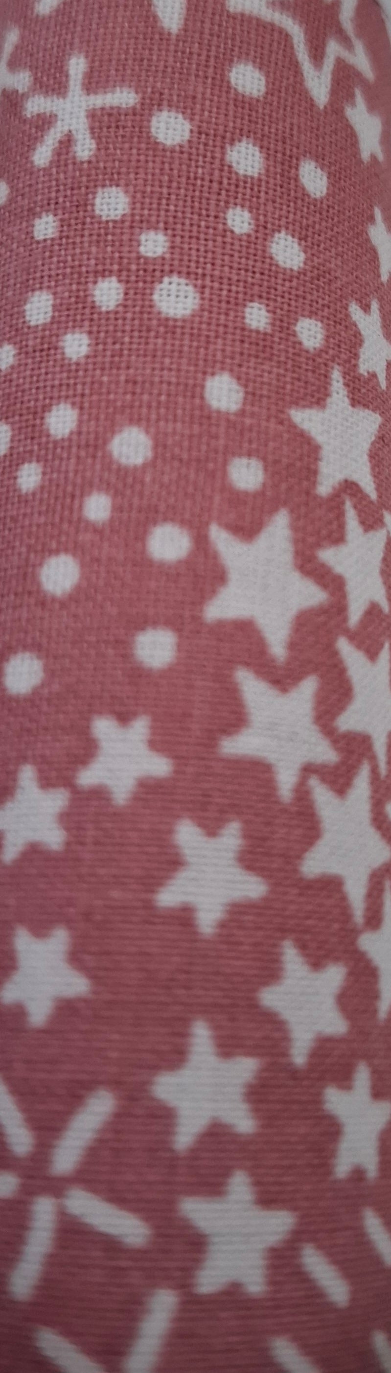 Tessuto rosa stelle bianche 