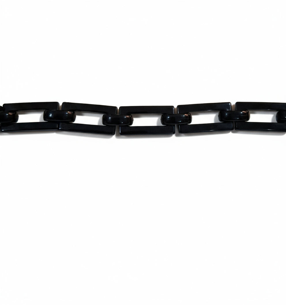 Catena resina rettangolare nera