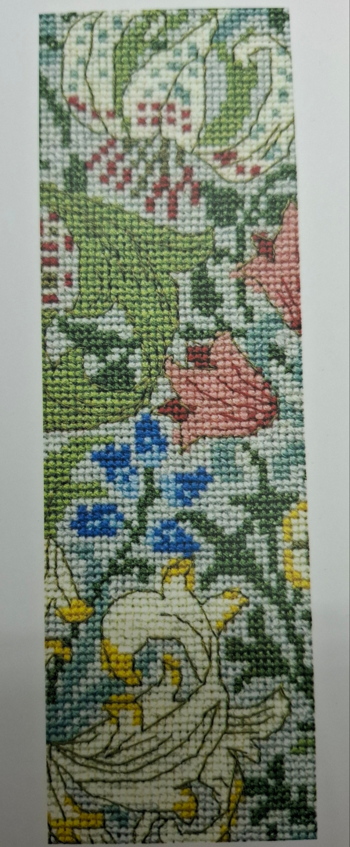 Segnalibro punto croce golden lily