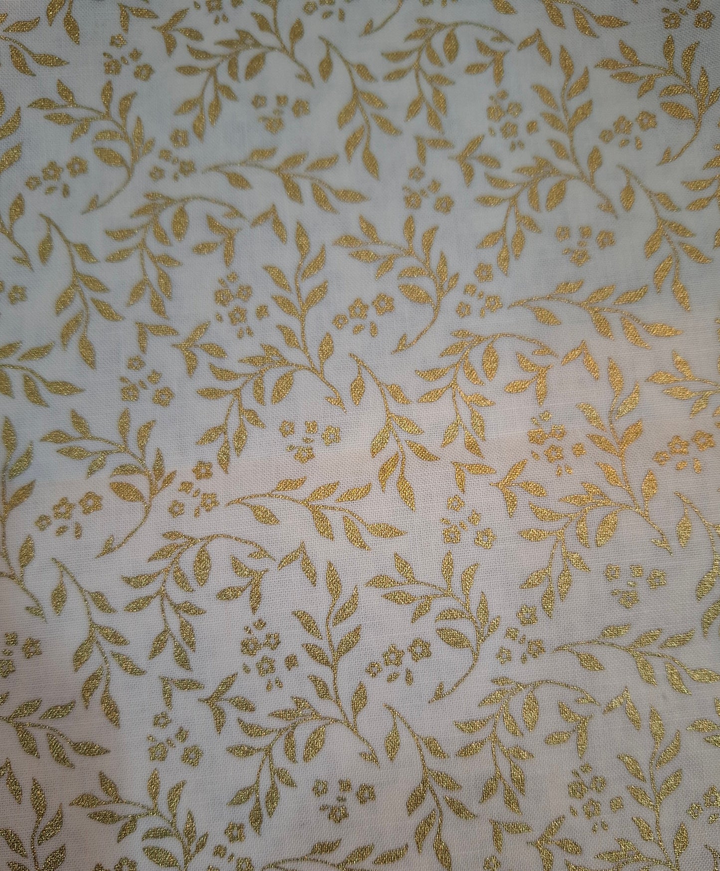 Tessuto panna rami oro