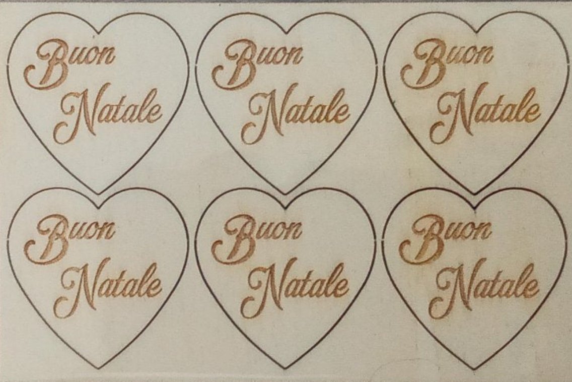 Tag buon natale a forma di cuore 